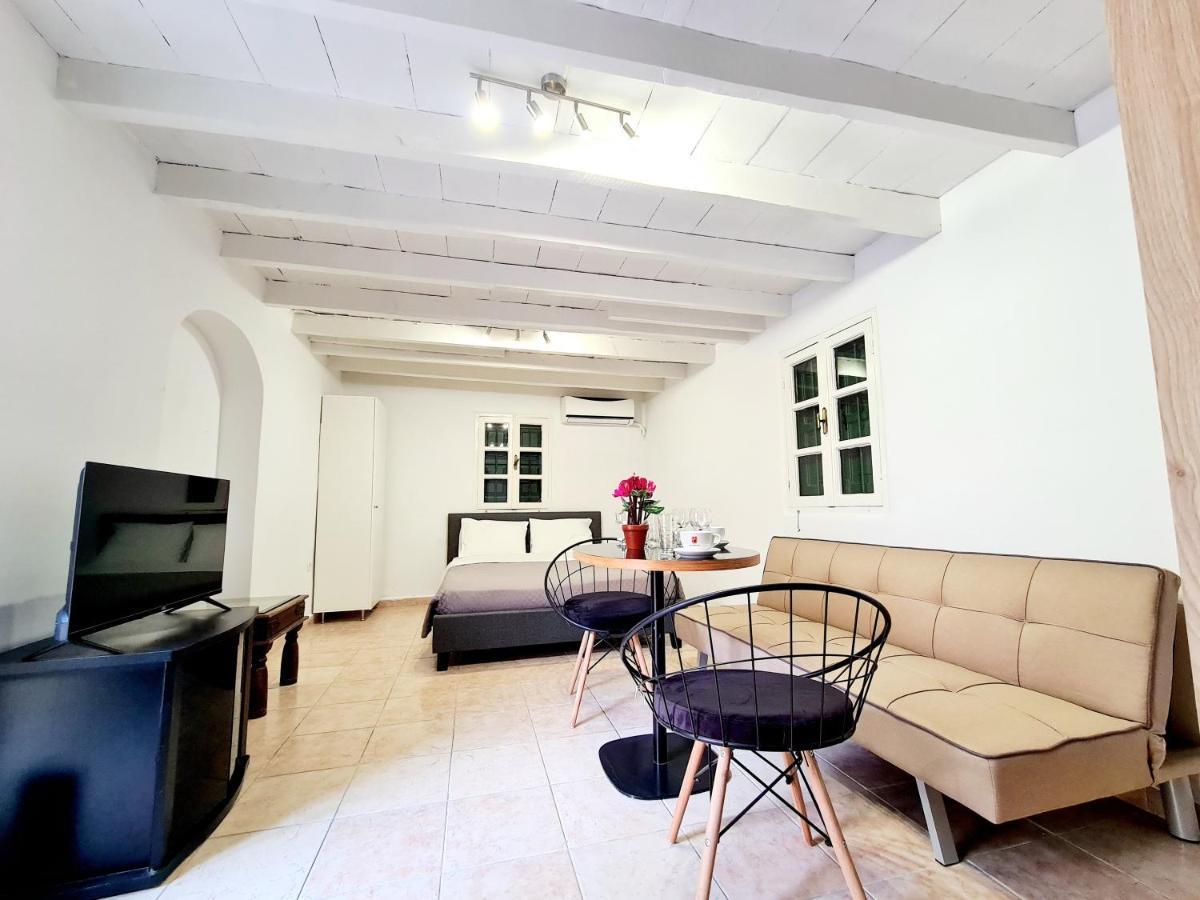 Piccolo Modern Suites Old Town Rhodes City 외부 사진