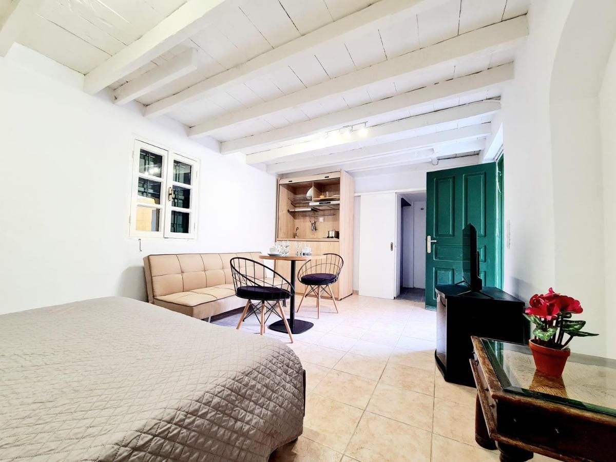 Piccolo Modern Suites Old Town Rhodes City 외부 사진
