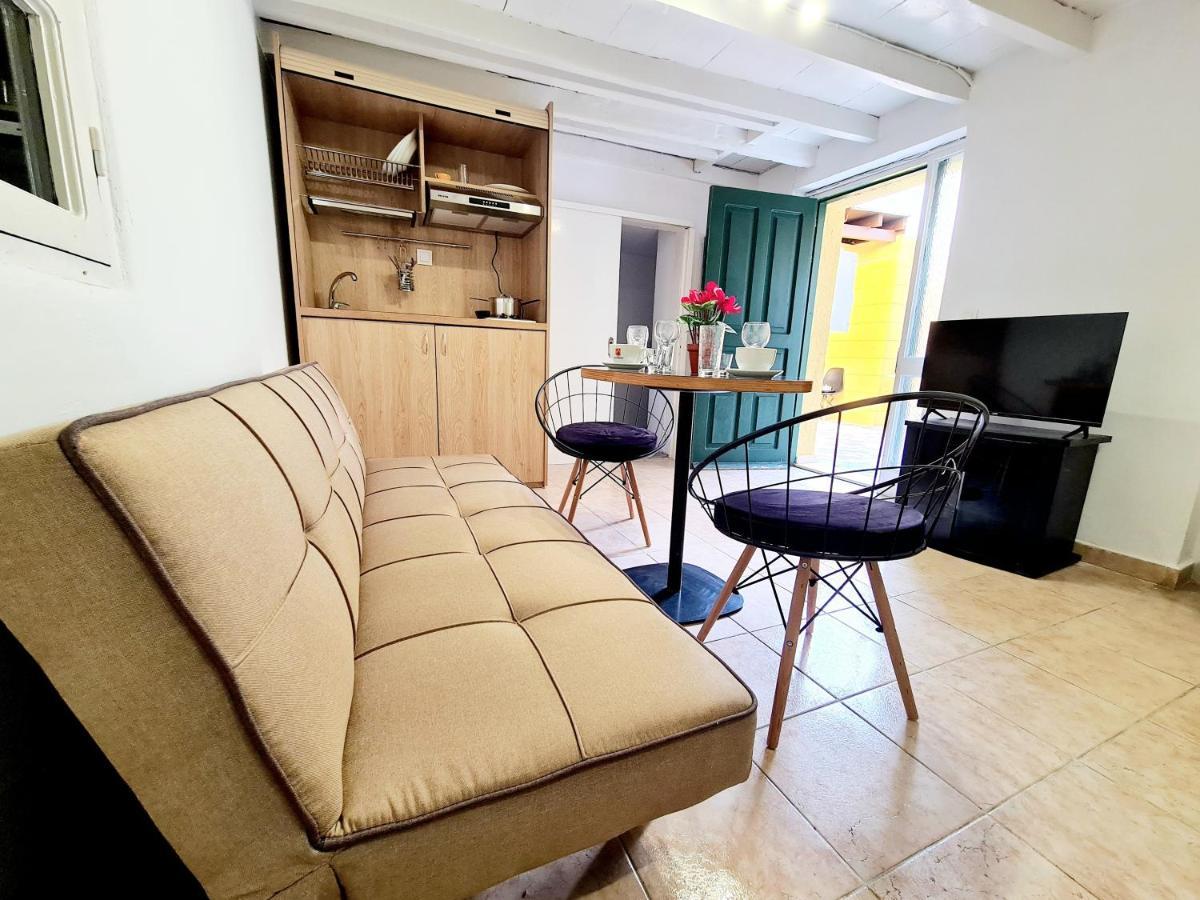 Piccolo Modern Suites Old Town Rhodes City 외부 사진